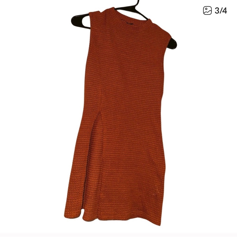 Top bundle- Size Small - Picture 4 of 5